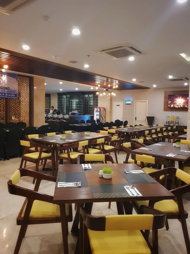 El Hotel Yogyakarta Malioboro Zewnętrze zdjęcie