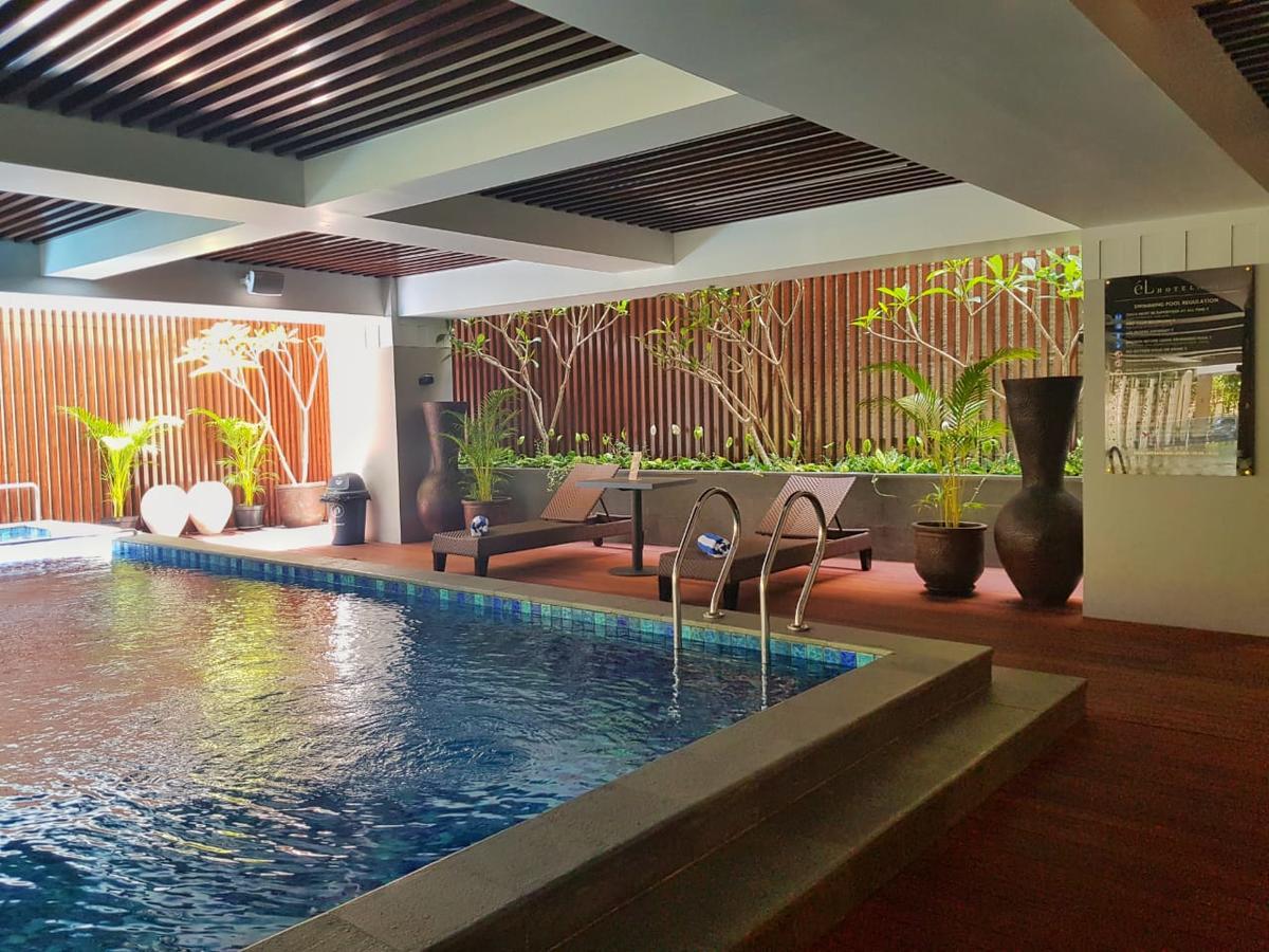 El Hotel Yogyakarta Malioboro Zewnętrze zdjęcie